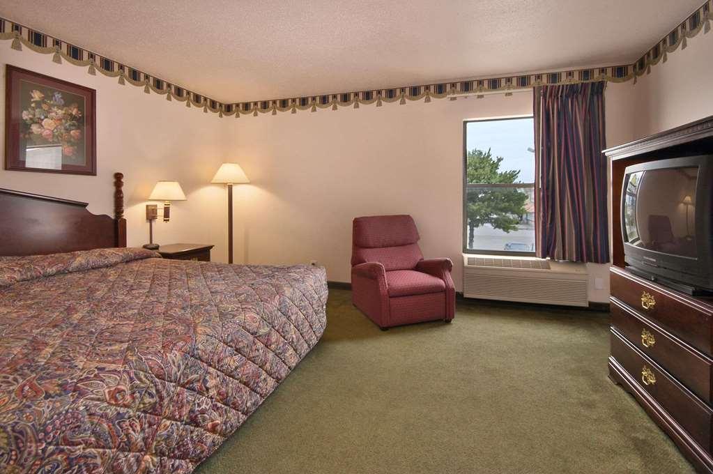 Days Inn By Wyndham Walcott Davenport Exteriér fotografie