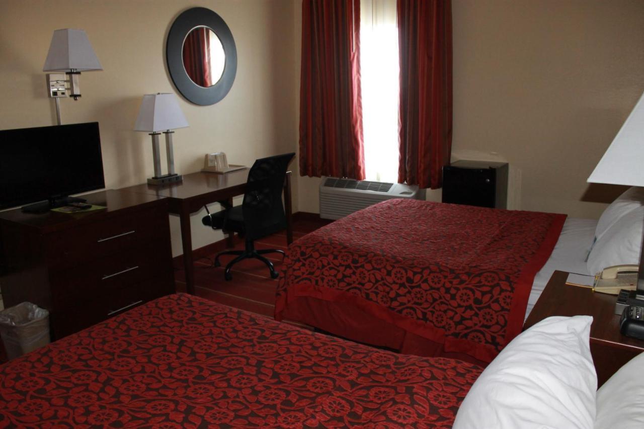 Days Inn By Wyndham Walcott Davenport Exteriér fotografie